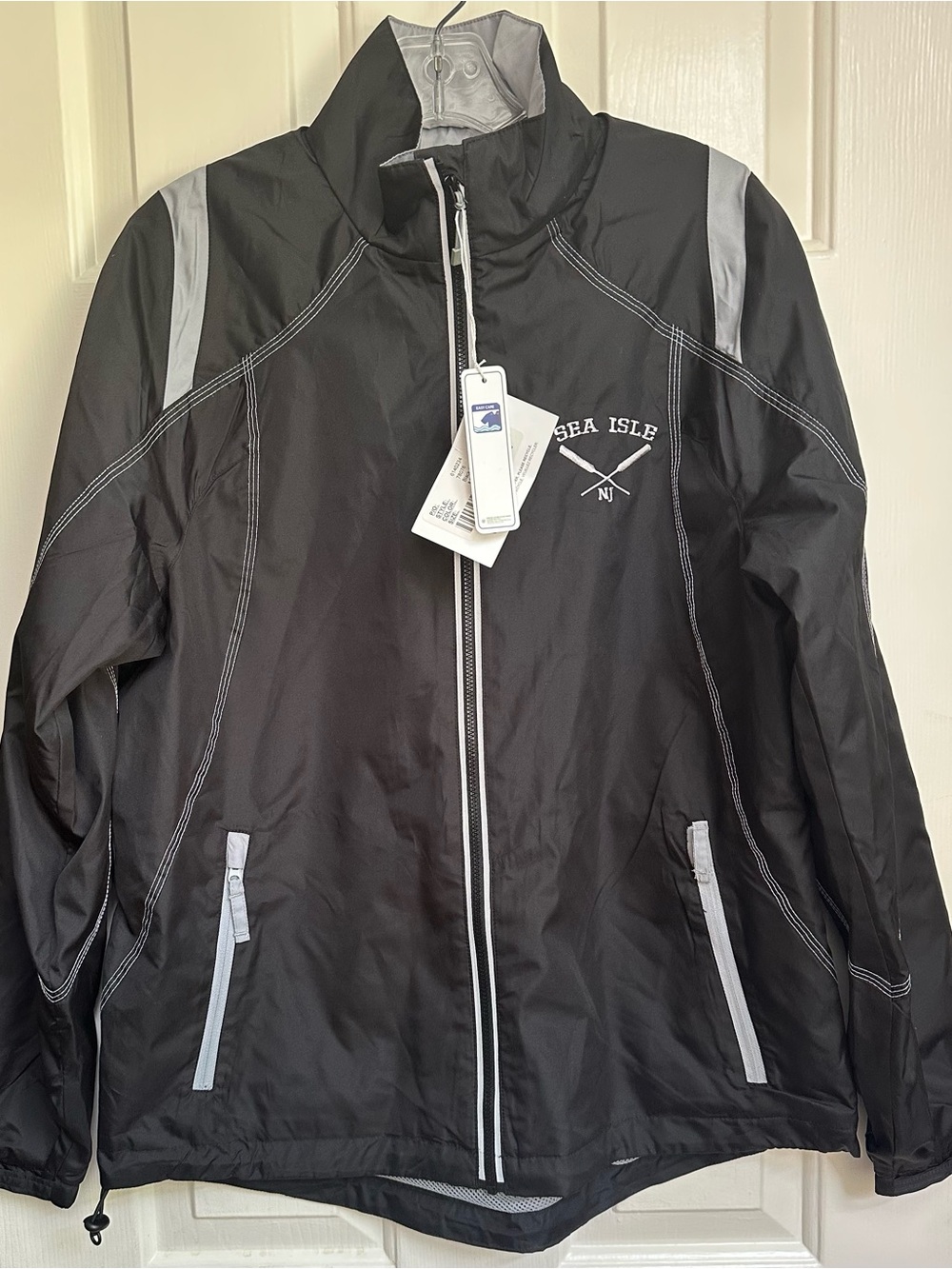 Sea Isle Black Women's Windbreaker Jacket